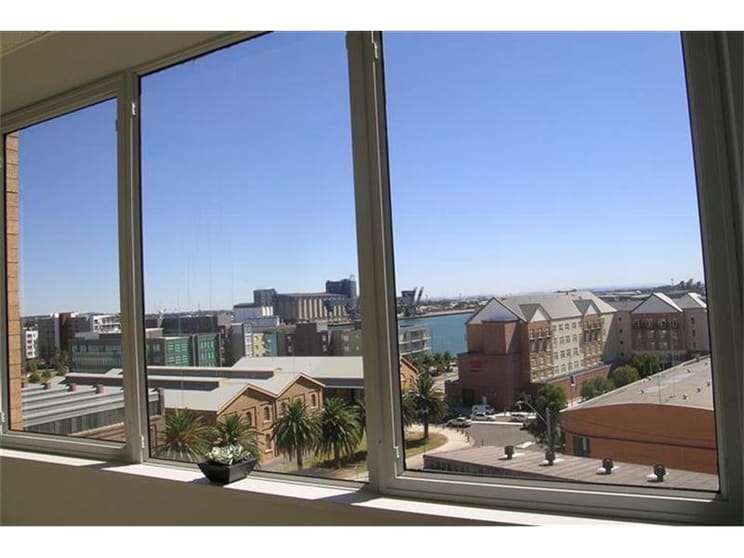 Click to view all images Suite 5/400 Hunter Street Newcastle NSW 2300 - Image 1