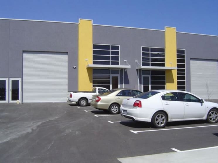 Click to view all images 2/14 Fallon Road Landsdale WA 6065 - Image 2