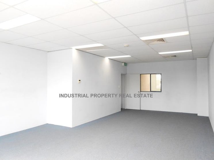 Click to view all images Smithfield NSW 2164 - Image 3