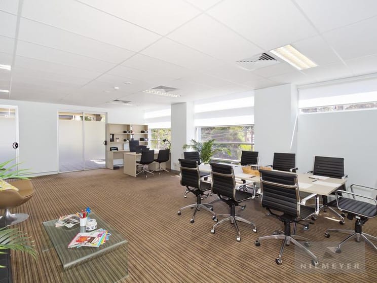 Click to view all images 7 Sefton Road Thornleigh NSW 2120 - Image 2