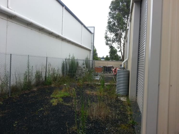 Click to view all images 2/8 Amsterdam Circuit Wyong NSW 2259 - Image 3
