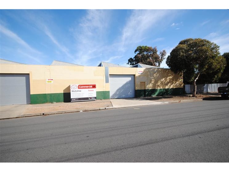 Click to view all images 43 Woodlands Terrace Edwardstown SA 5039 - Image 2