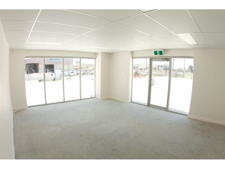 Click to view all images 110 Kyle Street Rutherford NSW 2320 - Image 3
