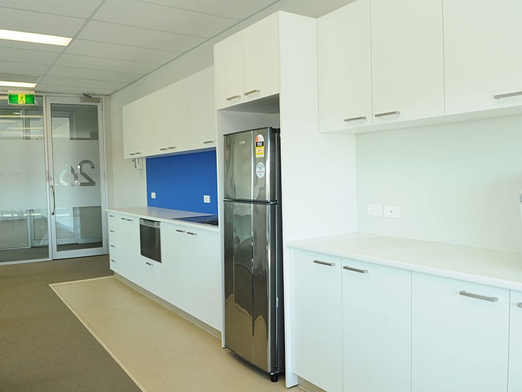 Click to view all images 26A/82 Keilor Road Essendon VIC 3040 - Image 3