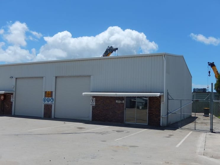 Click to view all images Shed 6/3 Kingdon Street Gladstone Central QLD 4680 - Image 2