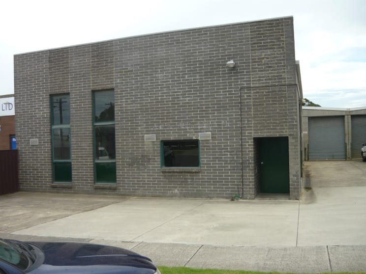 Click to view all images 1-2/19 Pickett Street Dandenong VIC 3175 - Image 2