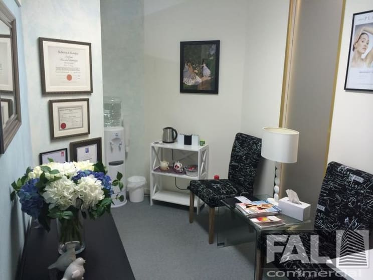 Click to view all images Indooroopilly QLD 4068 - Image 2
