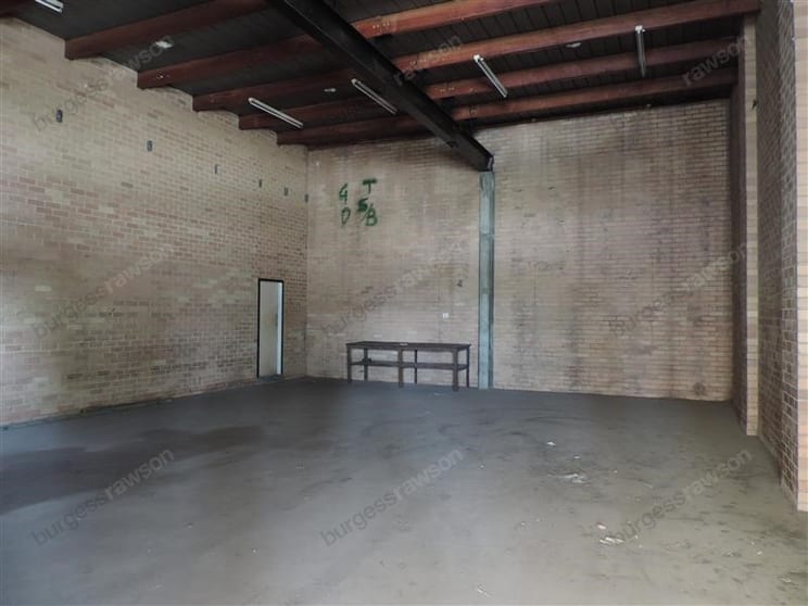 Click to view all images 128A Kewdale Road Kewdale WA 6105 - Image 2
