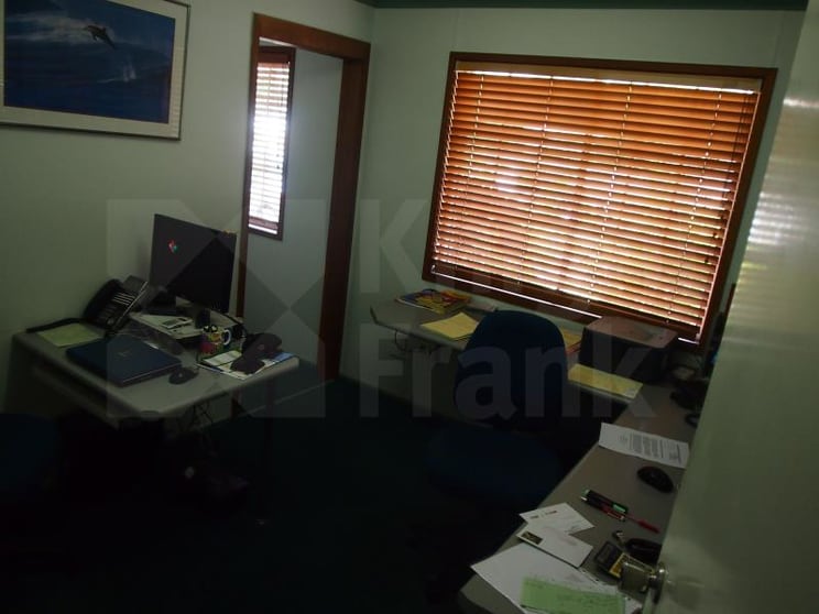 Click to view all images 73 Davis Street Allenstown QLD 4700 - Image 3