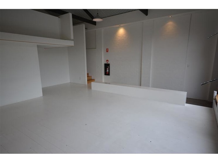 Click to view all images 27 Divett Street Port Adelaide SA 5015 - Image 3