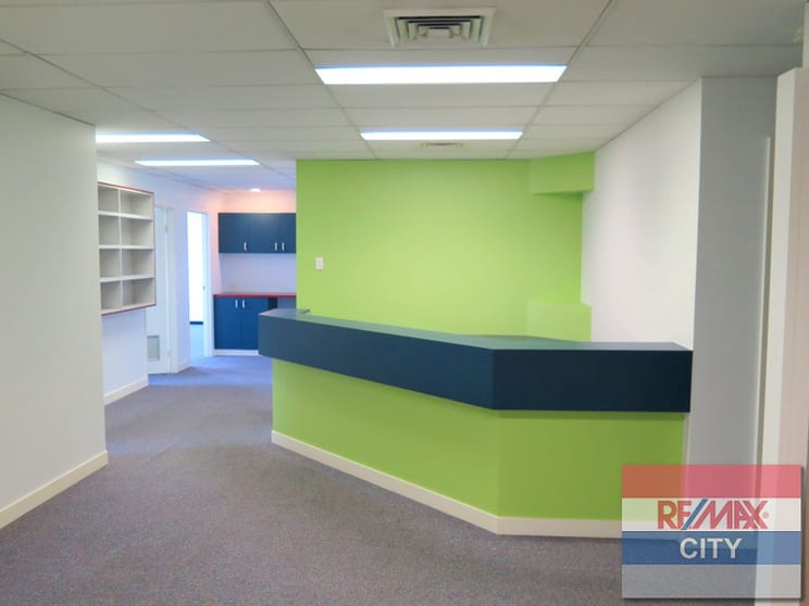 Click to view all images Moorooka QLD 4105 - Image 2