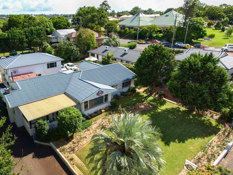 Click to view all images 3/136-140 Russell Street Toowoomba QLD 4350 - Image 1