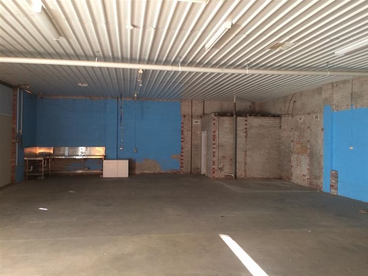 Click to view all images 155a Seventh Street Mildura VIC 3500 - Image 2