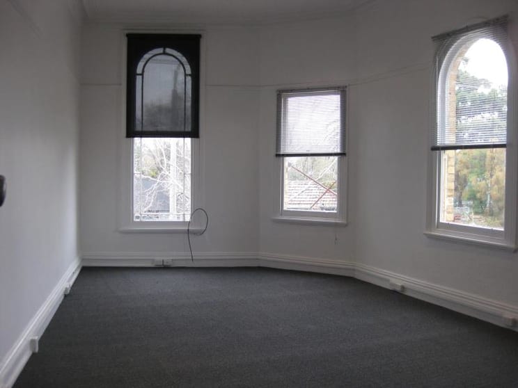 Click to view all images 2A Armstrong Street Middle Park VIC 3206 - Image 2