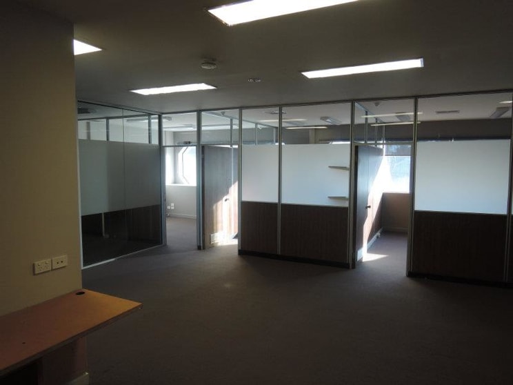 Click to view all images 5 Abbott Street Fairfield VIC 3078 - Image 3