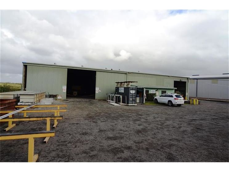 Click to view all images 26 Laverick Avenue Tomago NSW 2322 - Image 1