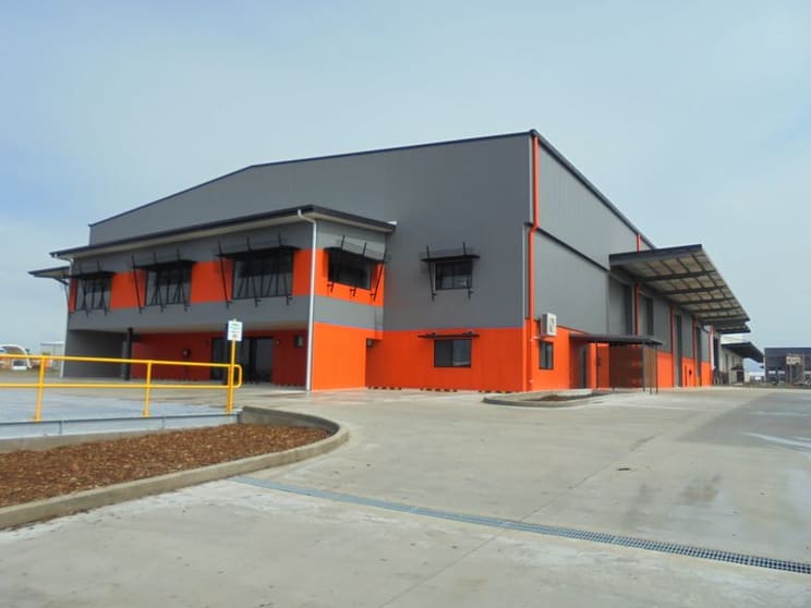 Click to view all images 24-28 Dozer Street Paget QLD 4740 - Image 1