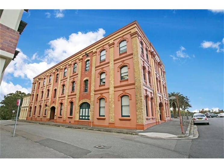 Click to view all images (Suite 2)/16 Telford Street Newcastle NSW 2300 - Image 1