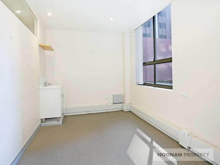 Click to view all images 195 Macquarie Street Sydney NSW 2000 - Image 3