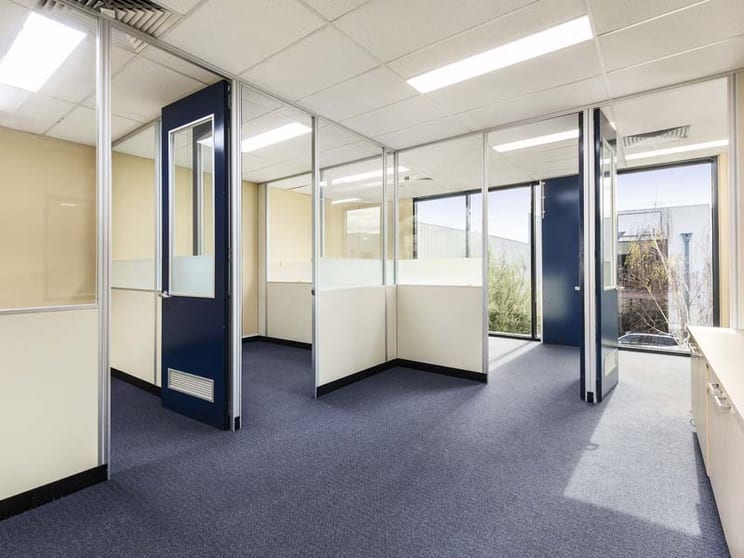 7/15 Howleys Road Notting Hill VIC 3168 - Image 3
