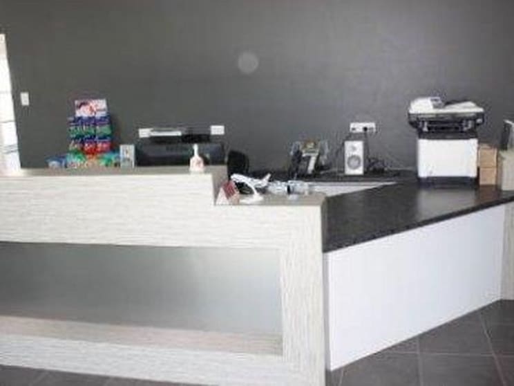 Click to view all images 1302 Wynnum Road Tingalpa QLD 4173 - Image 2