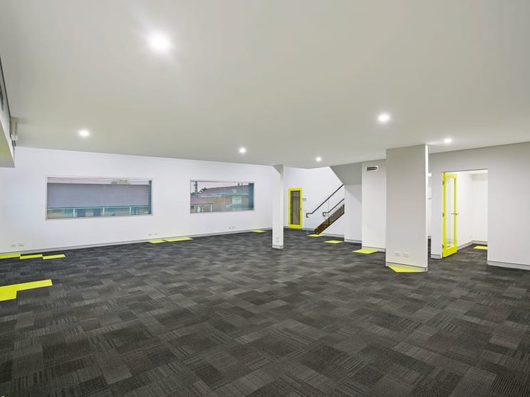 Click to view all images 2/61 Bellevue Street Toowoomba City QLD 4350 - Image 3
