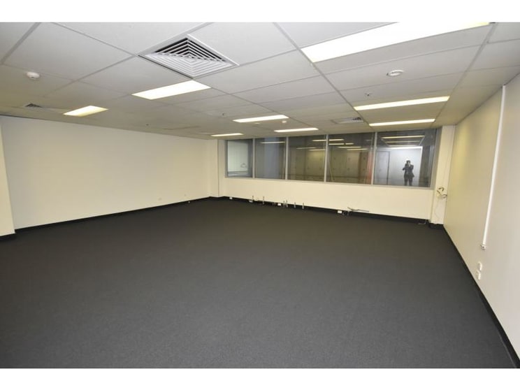 Click to view all images 46/Level 9, 88 Pitt Street Sydney NSW 2000 - Image 3