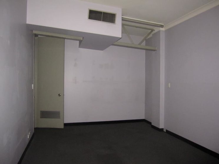 Click to view all images 53 Gow Street Padstow NSW 2211 - Image 3
