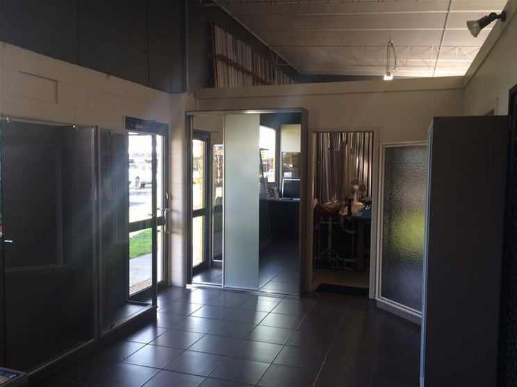 Click to view all images 163-165 Tenth Street Mildura VIC 3500 - Image 3