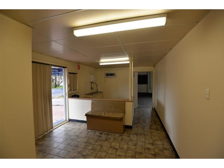 Click to view all images 20 Pleasant Grove Holden Hill SA 5088 - Image 2