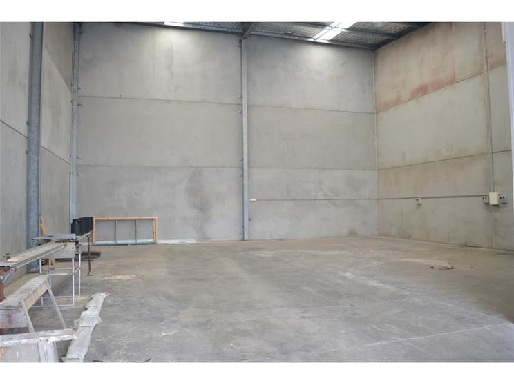 Click to view all images Unit 12/26 Balook Drive Beresfield NSW 2322 - Image 2