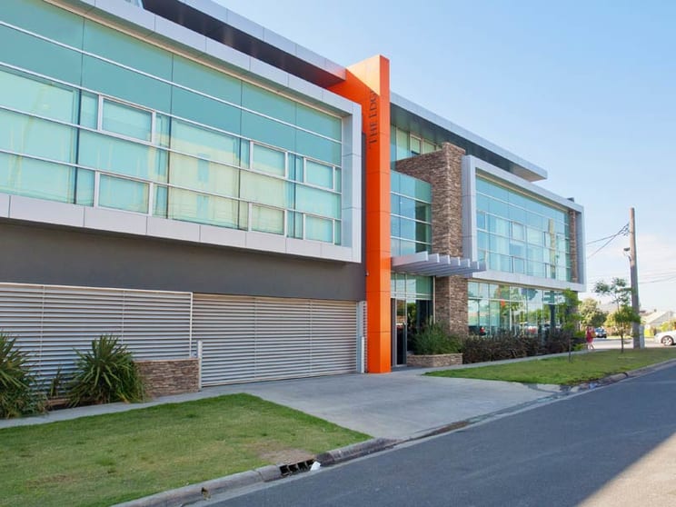 Click to view all images 17a/80-82 Keilor Rd Essendon North VIC 3041 - Image 3