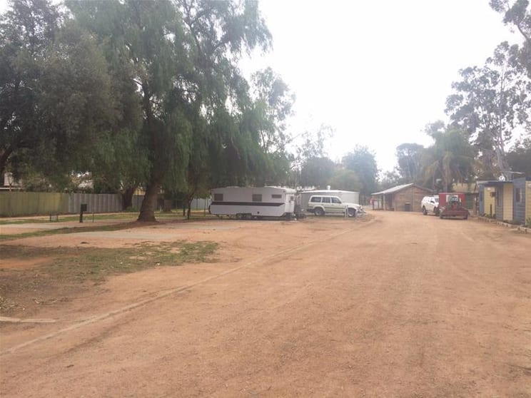 Click to view all images 199 Ranfurly Way Mildura VIC 3500 - Image 3
