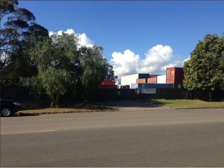 Click to view all images 14 Airds Road Minto NSW 2566 - Image 1