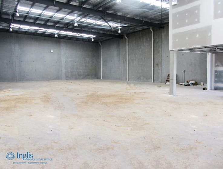 Click to view all images Unit 1, 12 Waler Cres Smeaton Grange NSW 2567 - Image 3