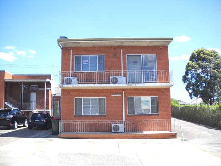 Click to view all images 2/45 Old Prospect Road Wentworthville NSW 2145 - Image 1