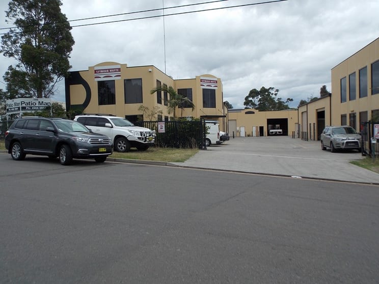 Click to view all images 4 & 5, 10 Huntingdale Drive Thornton NSW 2322 - Image 1