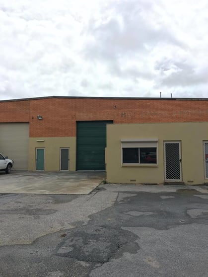 Click to view all images 2.3 & 4// 7 McGowan street Pooraka SA 5095 - Image 2