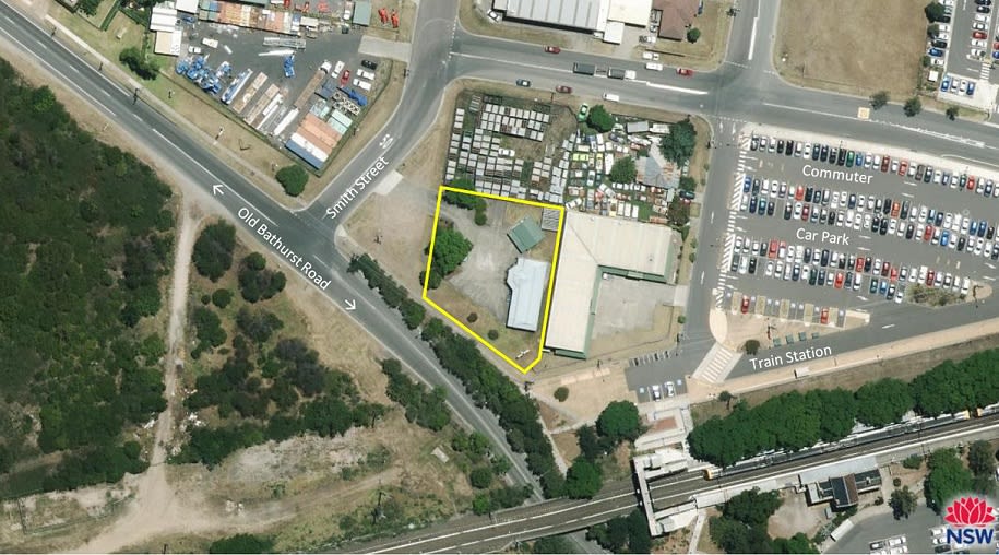 Click to view all images 30 Smith Street Emu Plains NSW 2750 - Image 1