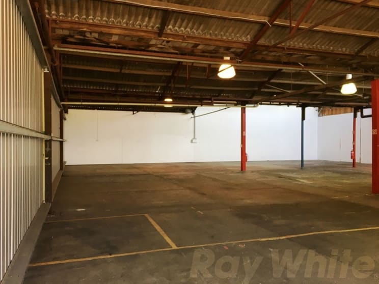 Click to view all images 3A/167 Hyde Road Yeronga QLD 4104 - Image 2