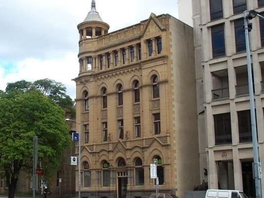 Click to view all images 119 Macquarie Street Hobart TAS 7000 - Image 2
