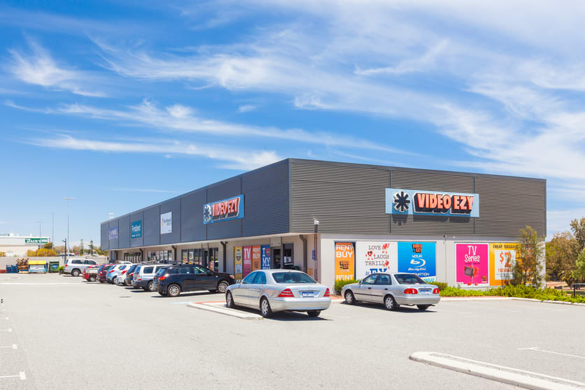 Click to view all images 4 Hobsons Gate Currambine WA 6028 - Image 1