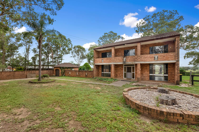 Click to view all images 308 Fairey Road South Windsor NSW 2756 - Image 2