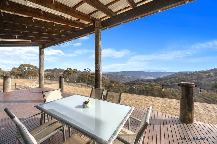 Click to view all images 1725 Skyline Road Alexandra VIC 3714 - Image 3