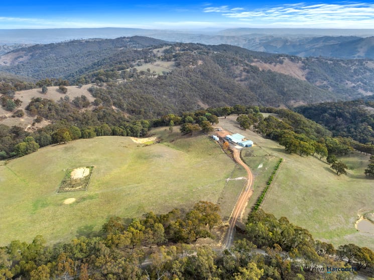 Click to view all images 1725 Skyline Road Alexandra VIC 3714 - Image 2