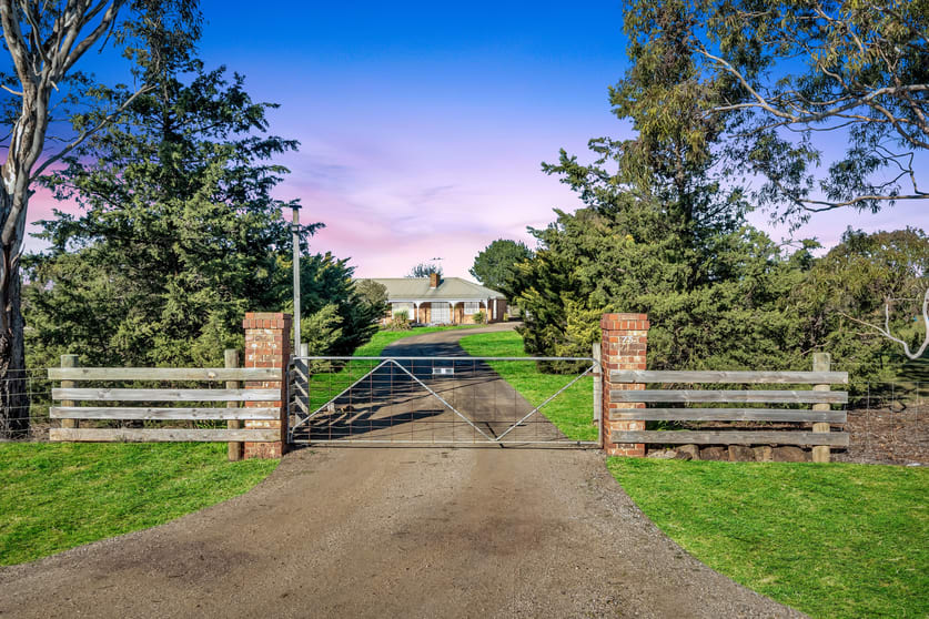Click to view all images 75 Malcolm Road Little River VIC 3211 - Image 1