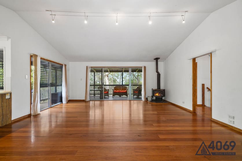 1000 Grandview Road Upper Brookfield QLD 4069 - Image 1