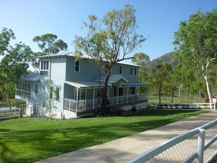 199 Chisholm Trail Oak Valley QLD 4811 - Image 1