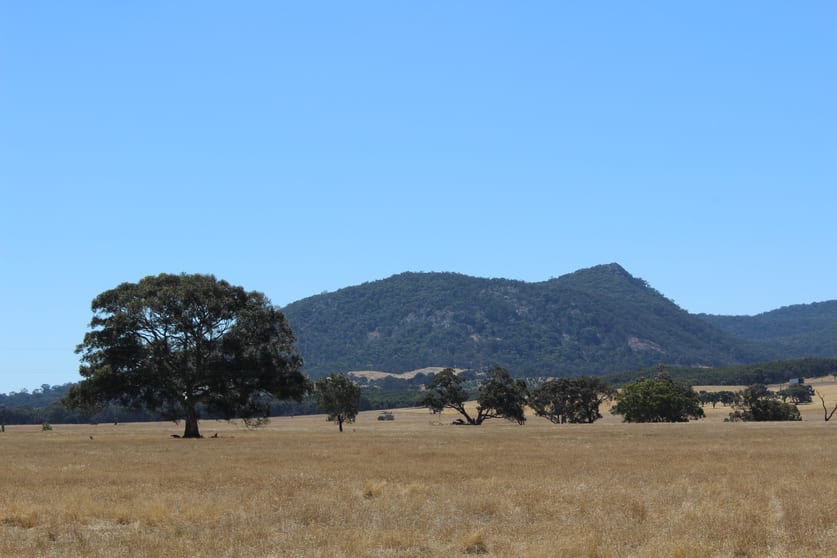 Click to view all images 11 Buangor-Ben Nevis Road Buangor VIC 3375 - Image 2