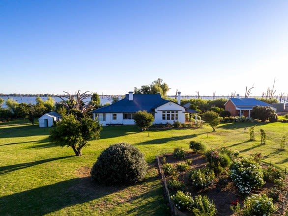 2899 Spring Drive Mulwala NSW 2647 - Image 2